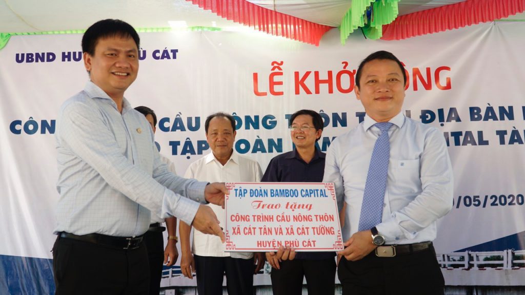 Ground breaking ceremony of two bridges in Binh Dinh Province